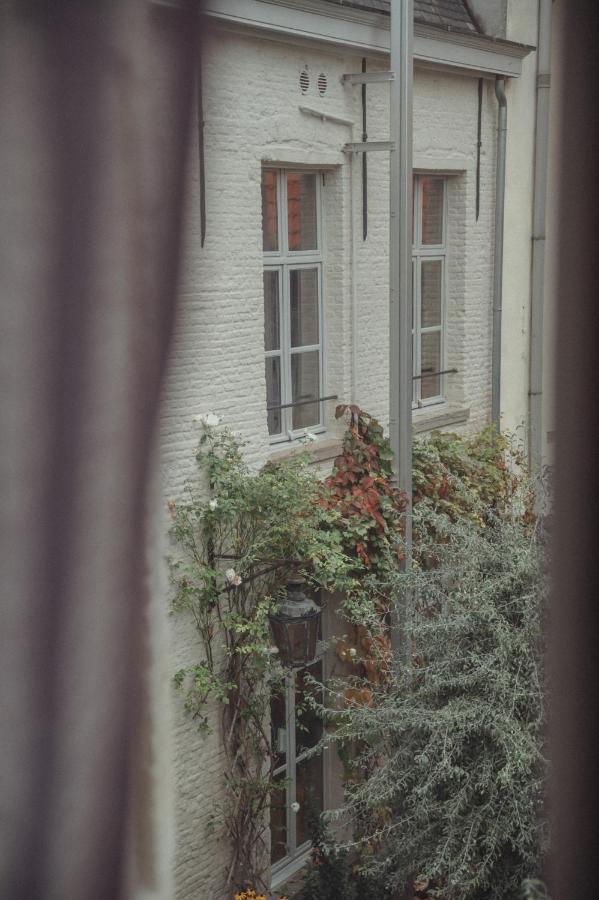 Flora Hotell Antwerpen Exteriör bild